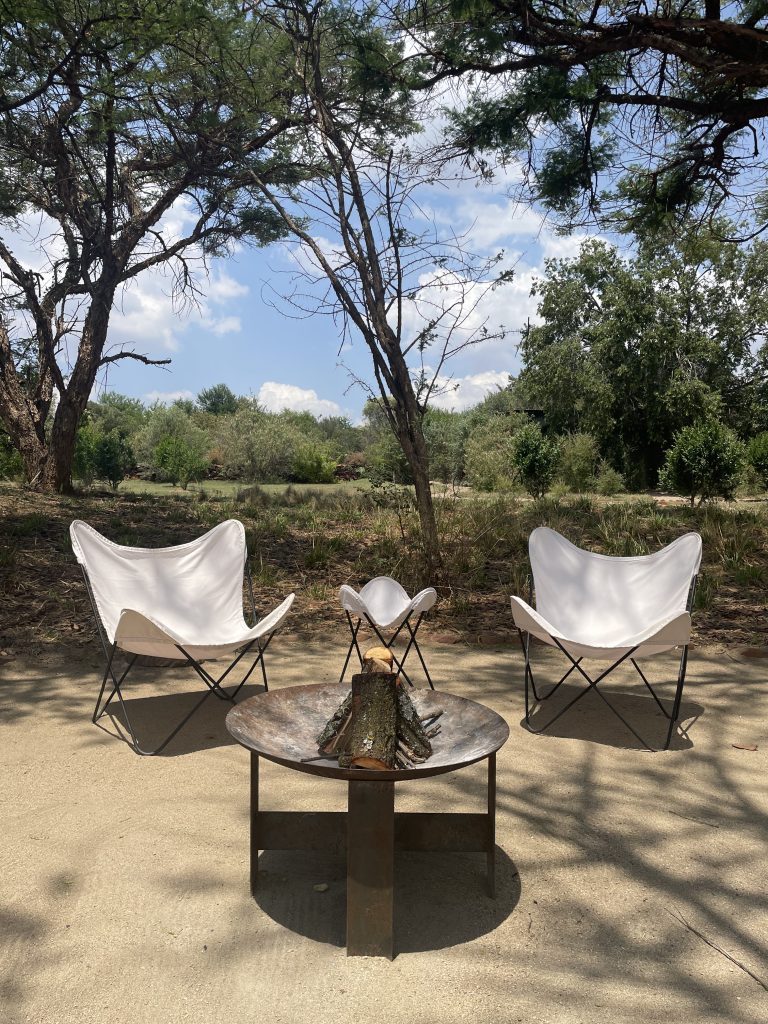 Farmhouse 58, Cradle of Humankind, Krugersdorp | Butterfly Chairs